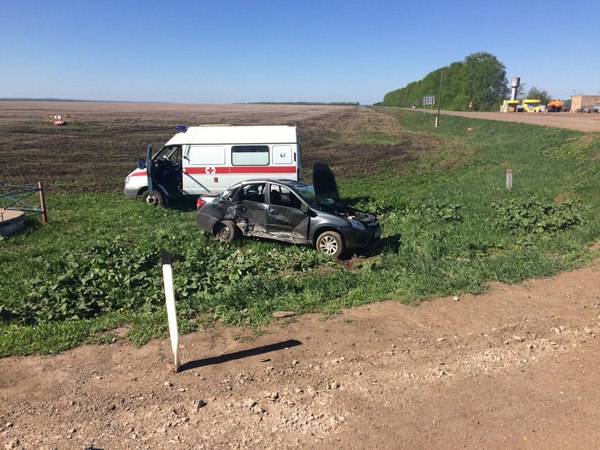 В ДЮРТЮЛИНСКОМ РАЙОНЕ АВТОБУС С ПАССАЖИРАМИ ПОПАЛ В ДТП, ЕСТЬ ПОСТРАДАВШИЙ