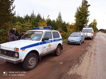 В ДЮРТЮЛИНСКОМ РАЙОНЕ ПОТЕРЯВШАЯСЯ В ЛЕСУ ЖЕНЩИНА НАШЛАСЬ БЛАГОДАРЯ ЗВУКУ ГРОМКОГОВОРИТЕЛЯ