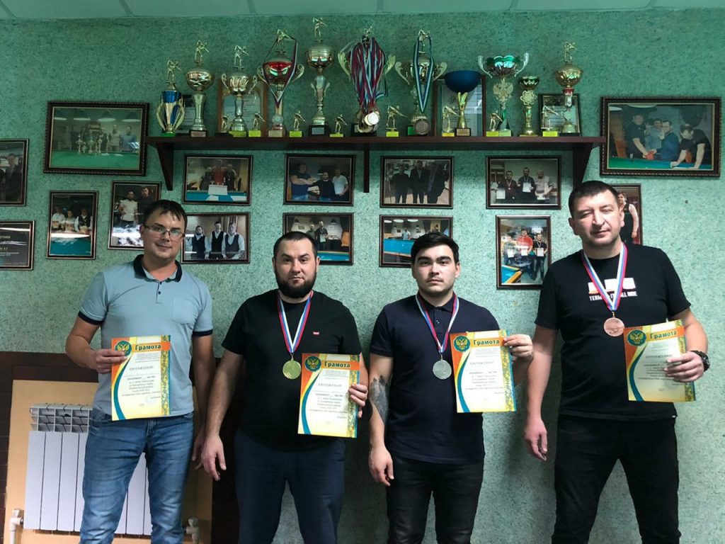 В ДЮРТЮЛЯХ ПРОДОЛЖАЕТСЯ ЧЕМПИОНАТ ПО БИЛЬЯРДНОМУ СПОРТУ